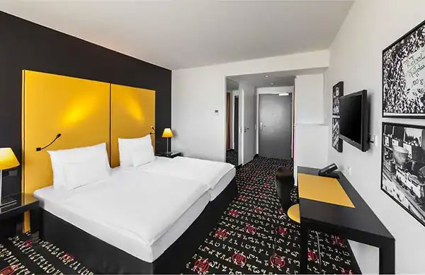 Holiday-Inn-Munchen-Westpark-Zimmeransicht-NFL-Hotel